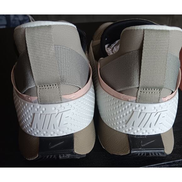 Nike Go FlyEase mens 6 womens 7.5 Light Army Green Summit White CW5883-300 - Picture 3 of 16